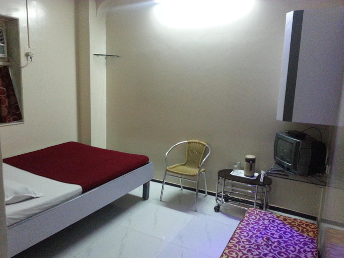 Others 2, The New Metro Guest House, Mumbai City
