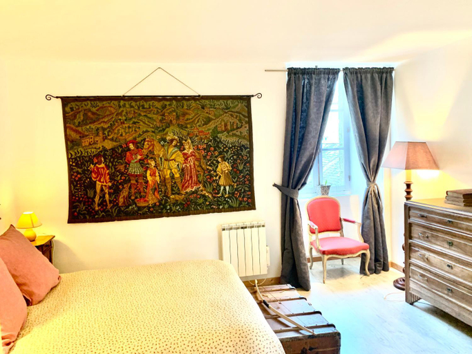 Bedroom, Maison d'Hotes de l'Ancien Couvent des Carmes, Haute-Vienne