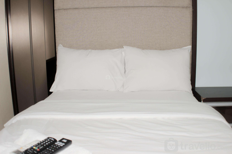 Bedroom 2, Fancy Studio at Springlake Summarecon By Travelio, Bekasi