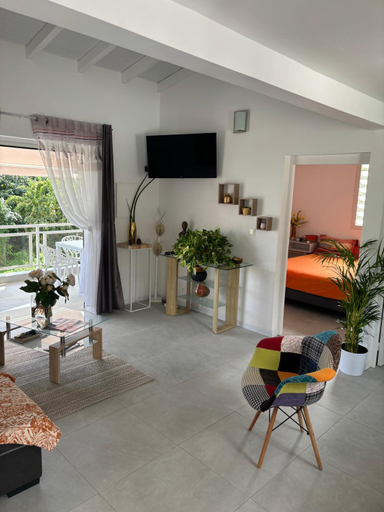 Shared lounge/TV area, Les Villas du Bambou - Villa PAPRIKA jusqu'a 6 pers, Le Gosier