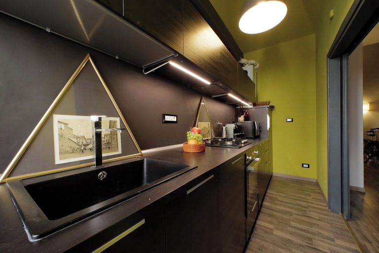 Food & Drinks 5, YCH Incantevole casa a Fontana di Trevi, Roma