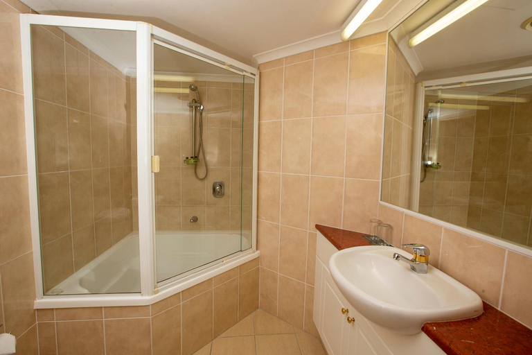 Bathroom 5