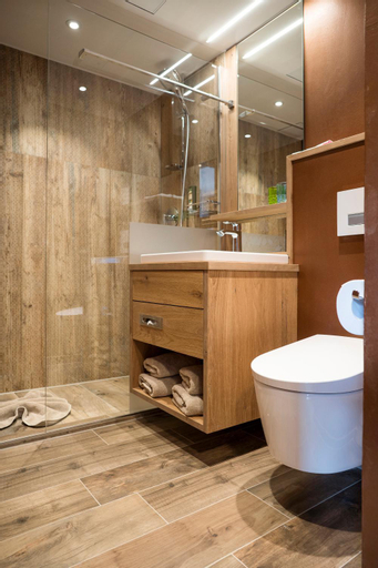 Bathroom 3