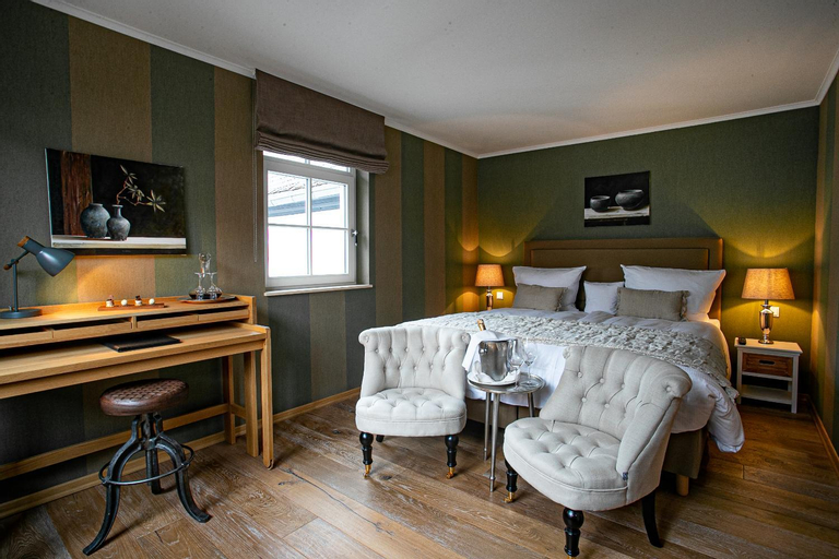 Bedroom 9