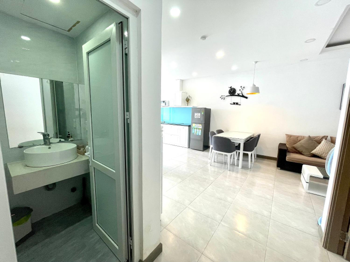 Bathroom 4, Muong Thanh Vien Trieu Hotel & Apartment Review Nha Trang, Nha Trang