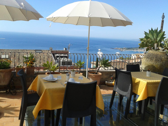 Others 5, B&B Varo Taormina, Messina