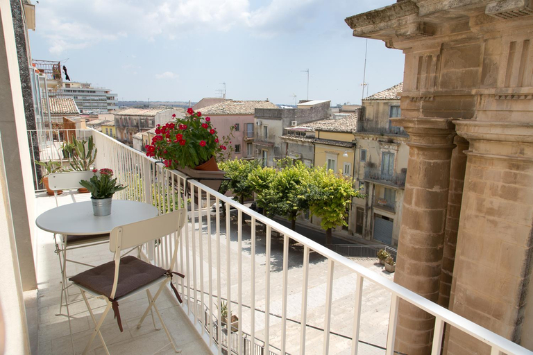 Others 4, Tocco Barocco - Locazioni Brevi -, Ragusa