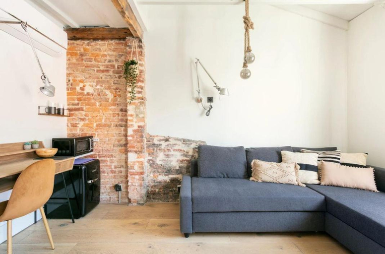 Others 5, Good Vibe Rooms, Vizcaya