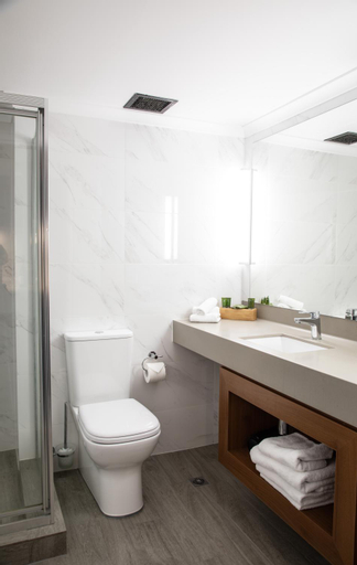 Bathroom 3