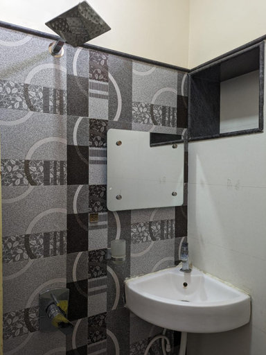 Bathroom 3, Vijayanagara Home Stay, Bellary