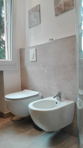 Bathroom 2, Urban Suite, Padua