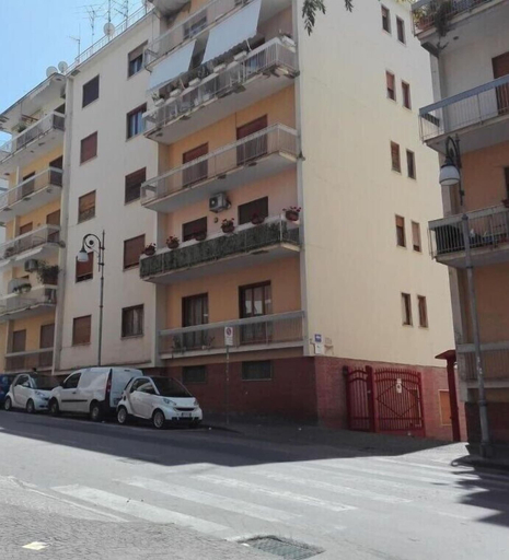 Exterior & Views 2, I sogni della regina, Napoli