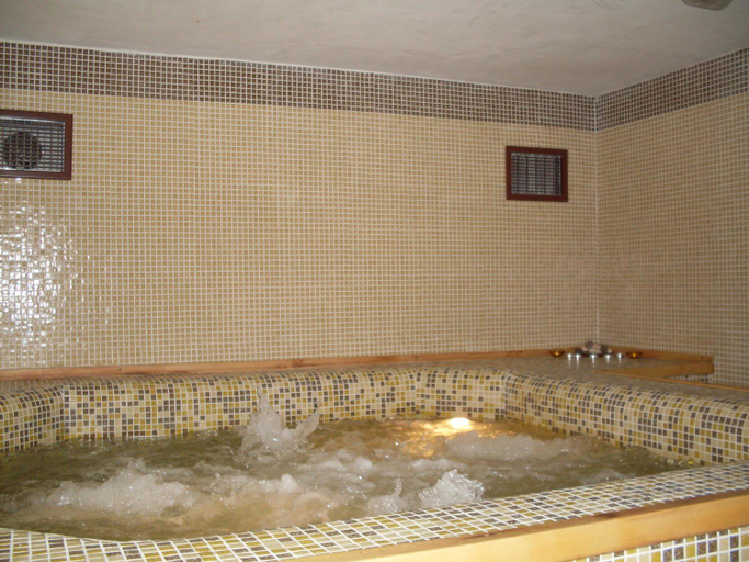 Bathroom 4, Incanto Apartments, Nesebar