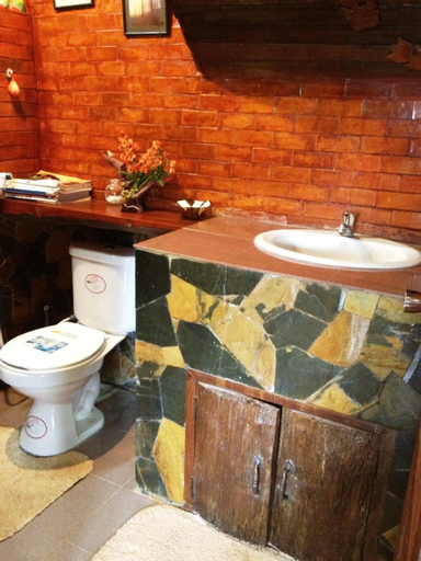 Bathroom 4