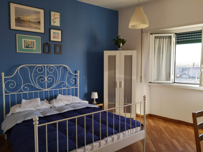 Bedroom 3, Porta Maggiore House, Rome