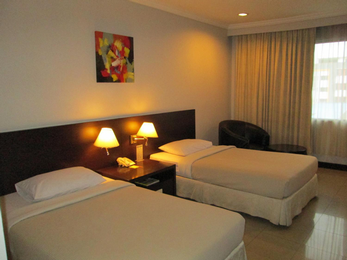 Bedroom 8