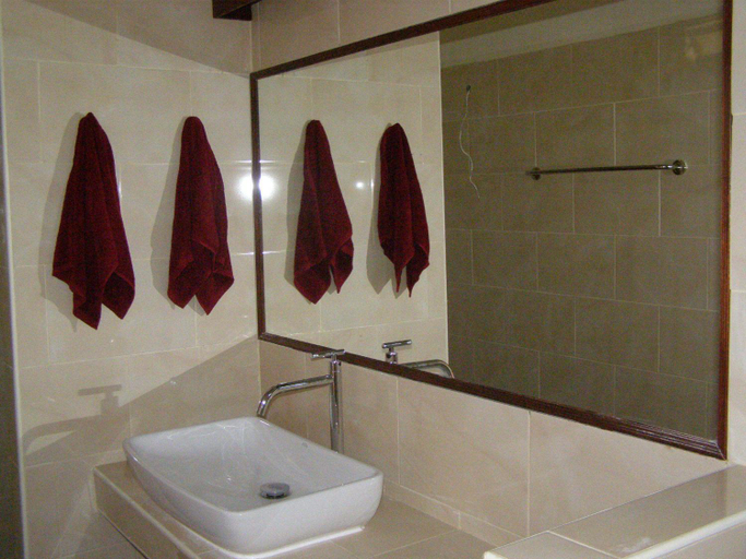 Bathroom 3, Lucky Gecko Garden Resort, Koh Chang