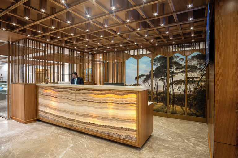 The Kleo Hotel, Sahibzada Ajit Singh Nagar