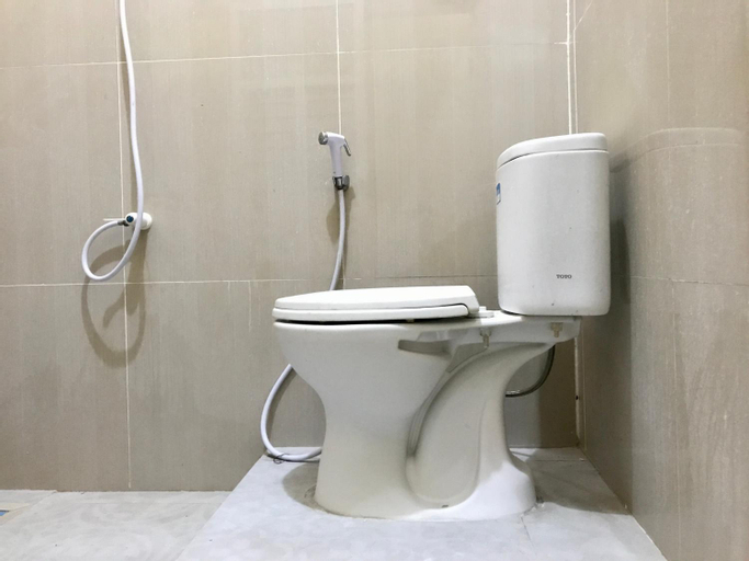 Bathroom 10