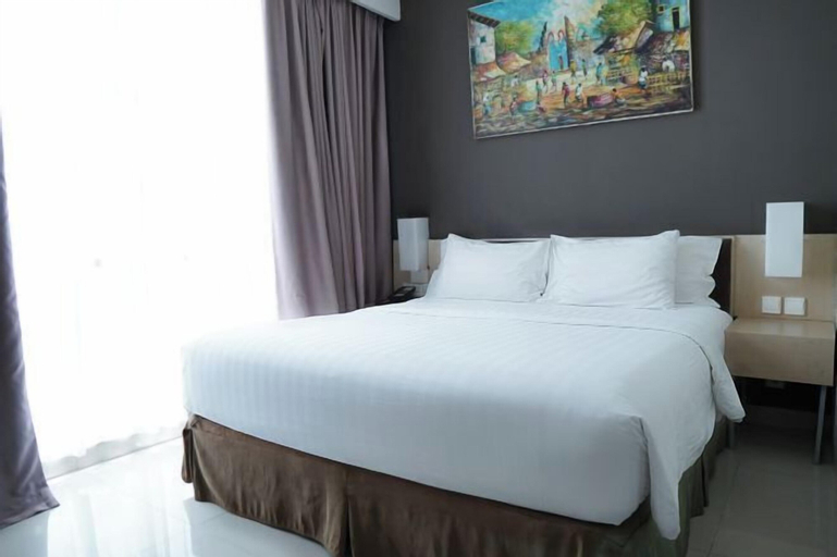 Bedroom 12