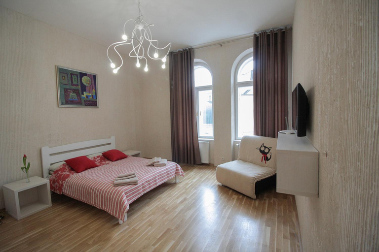 Bedroom 2, Cathedral Apartment, L'vivs'ka