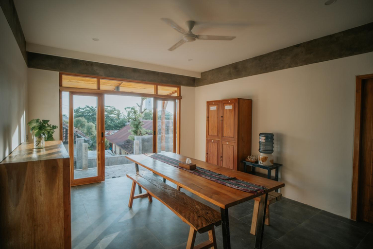 Dining Room 9
