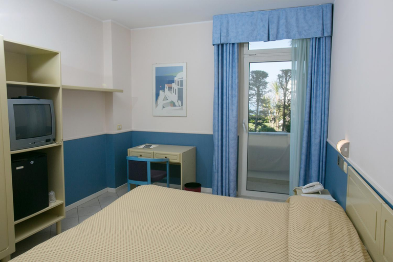 Bedroom 3, Hotel Salsello, Barletta-Andria-Trani