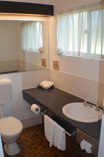 Bathroom 2