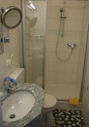 Bathroom, Hotel Molitor, Hochtaunuskreis