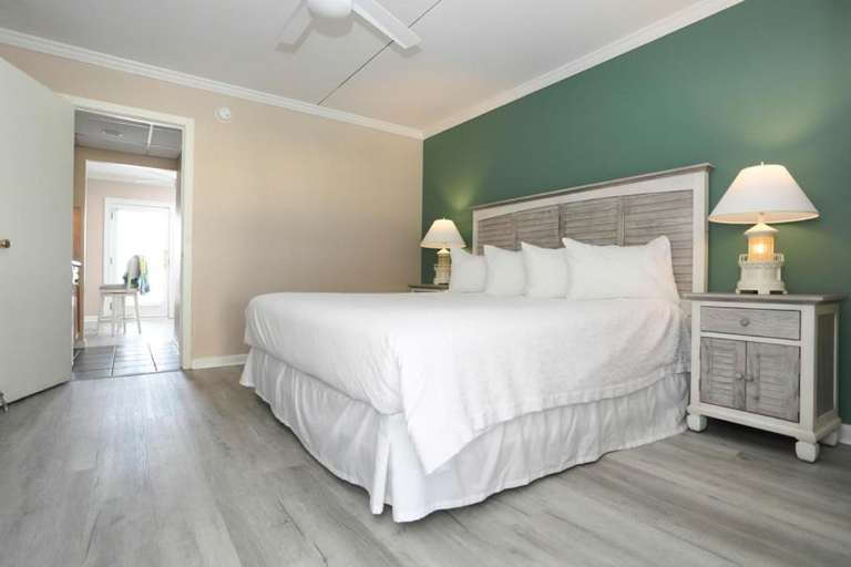 Bedroom 3, Marquis De Lafayette, Cape May