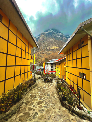 Others 5, The Country House , North Sikkim