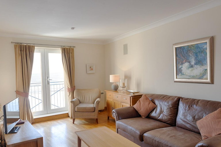 Others 4, No2 The Links Apartment, Brora, Highland