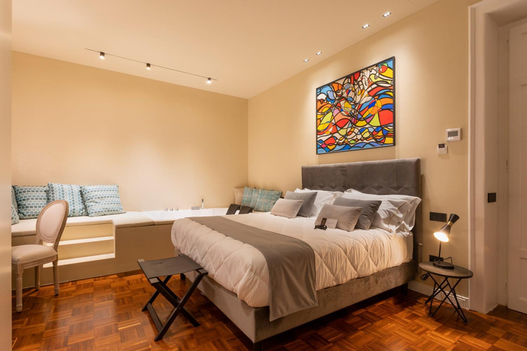 Bedroom 3, Five Suite, Palermo