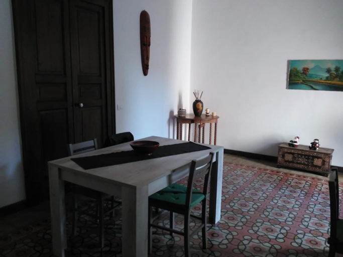 Others 5, B&B Piazza San Benedetto, Catania