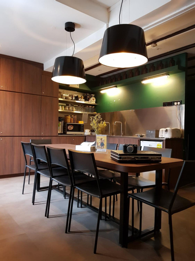 Restaurant 13