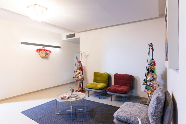 Others 5, B&B Etna Dream, Catania