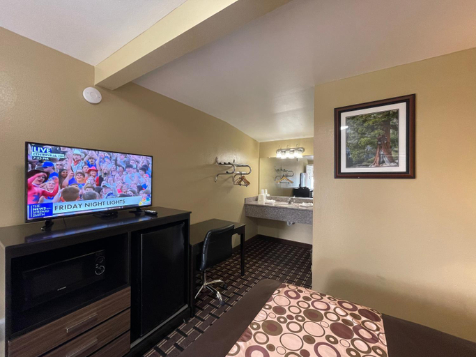 Bedroom 6