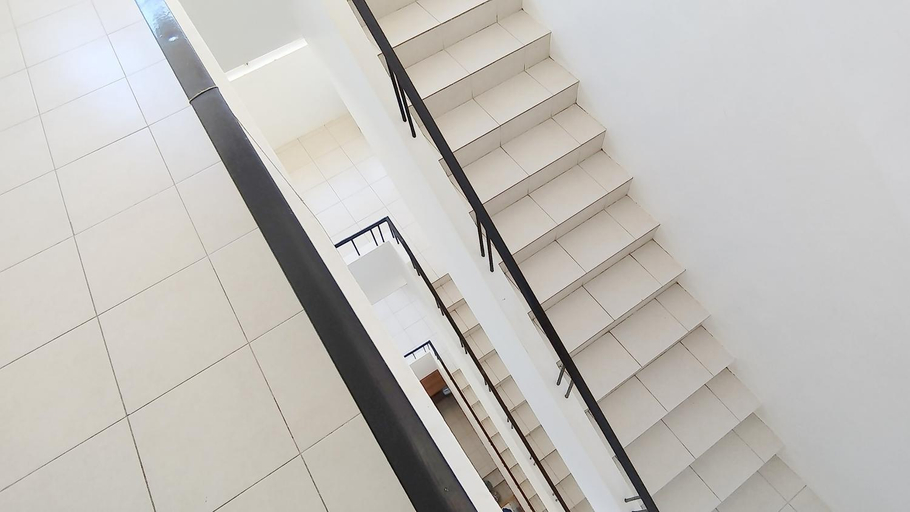 Others 4, Residencial Amarante