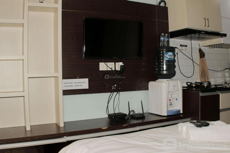 Bedroom 3, Fancy Studio at Springlake Summarecon By Travelio, Bekasi