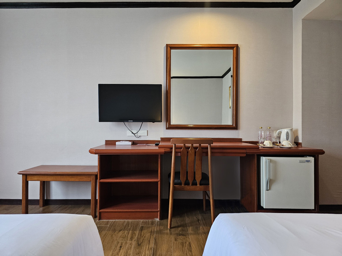 Bedroom 8