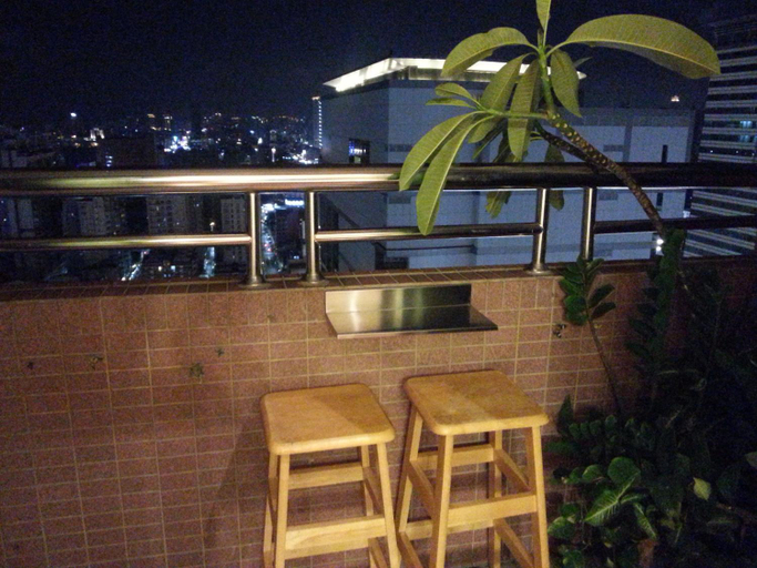 Food & Drinks, Each Family Service Apartment, Kaohsiung