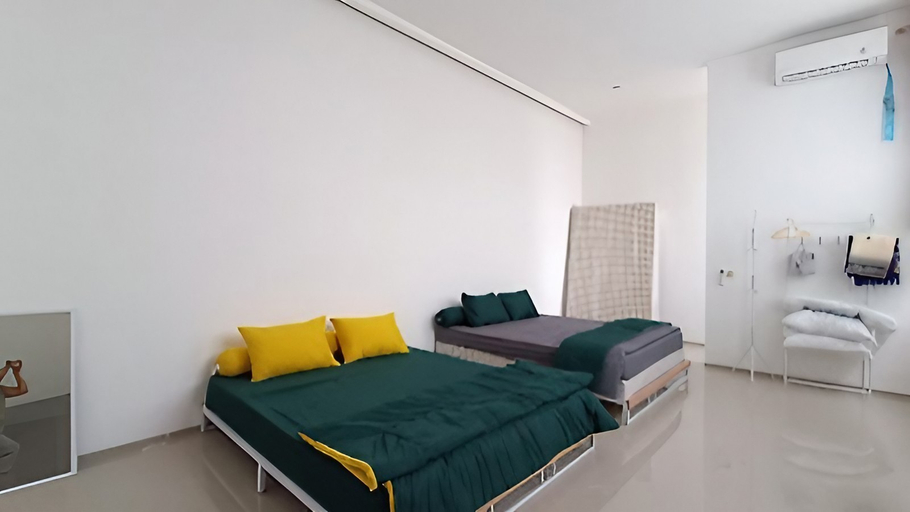 Others 3, Sunrise View Emerald Villas C2, Malang