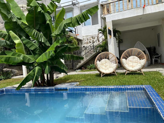 Swimming Pool 8