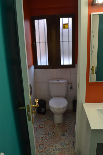Bathroom 3, Homelikes Madrid, Madrid
