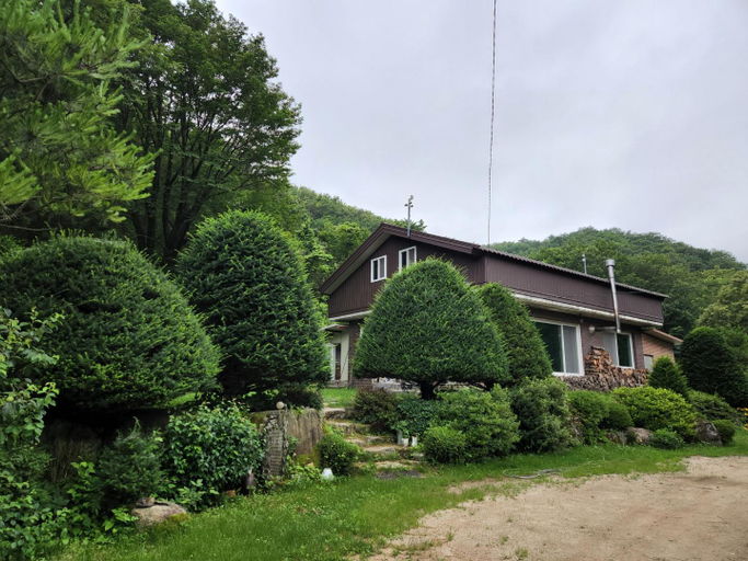 Exterior view 1, Goseong Jayeonae Pension, Goseong