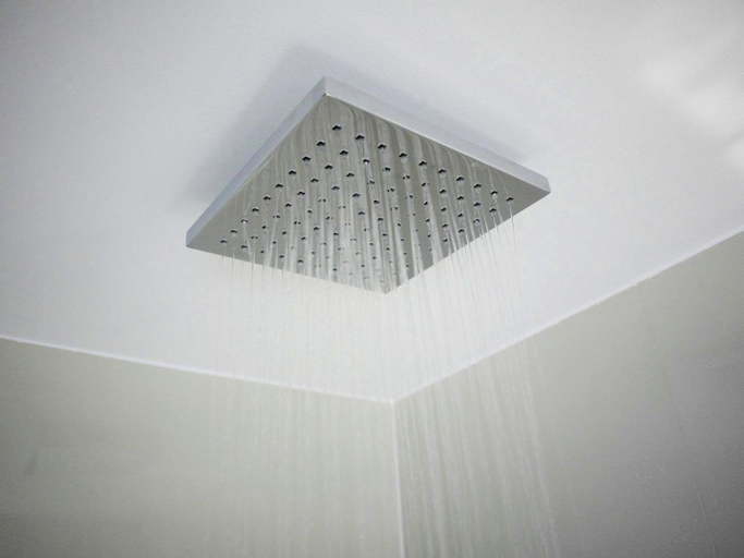 Bathroom 4, The Neufchatel Hotel, Bruxelles