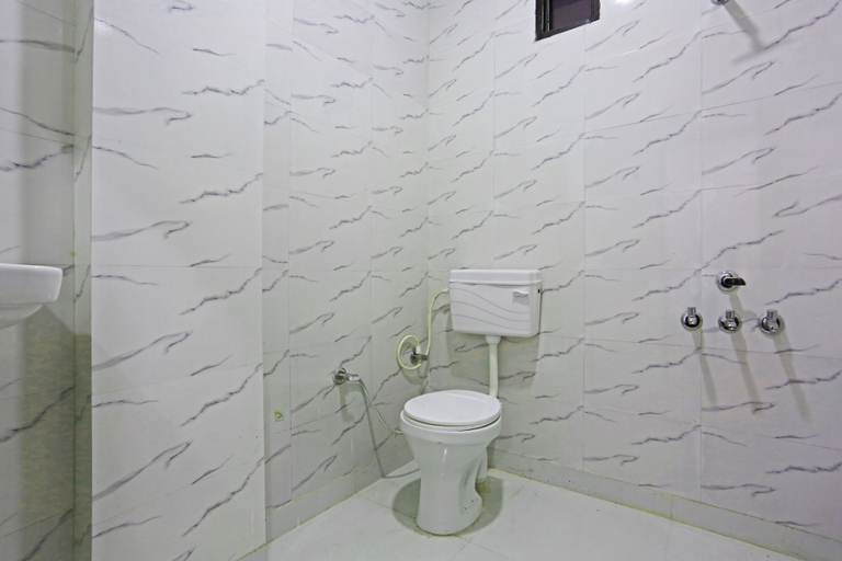 Bathroom 5, Twamev Residency, Delhi