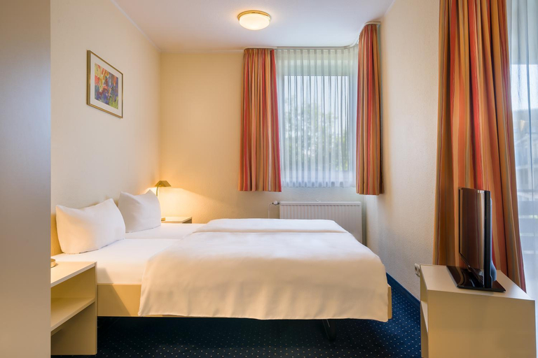 Bedroom 16