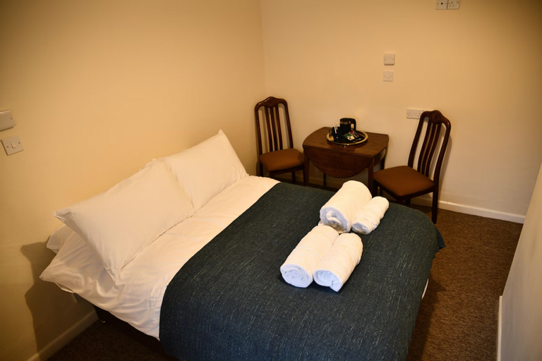 Bedroom 4, Hilltop Haven, Torbay