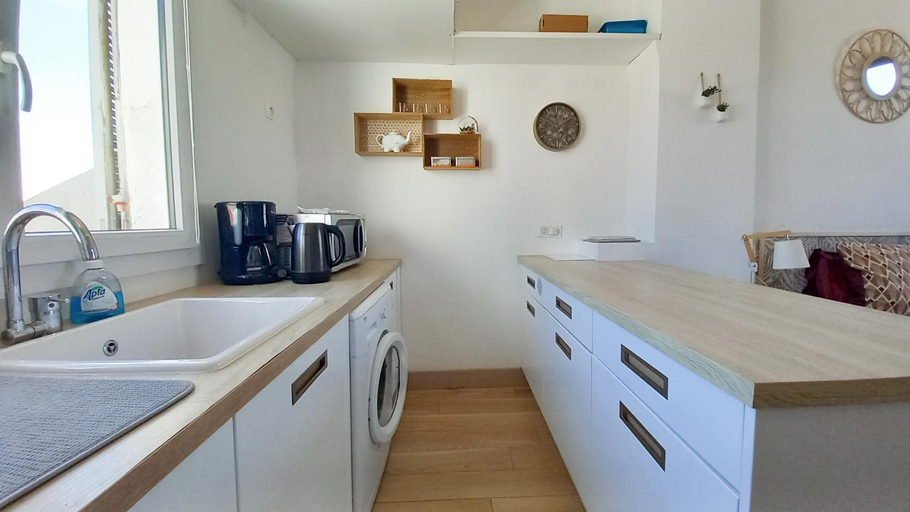 Kitchen 4, Palais Gounod, Alpes-Maritimes
